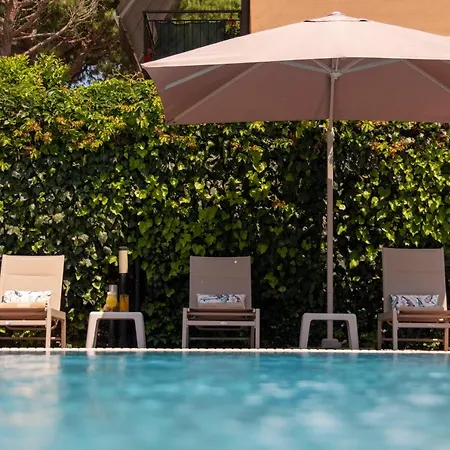Boutique Miramare Hotel 4*